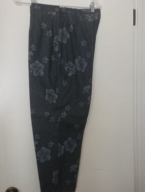 David Paul New York Women's Indigo Floral Pattern Casual Pants